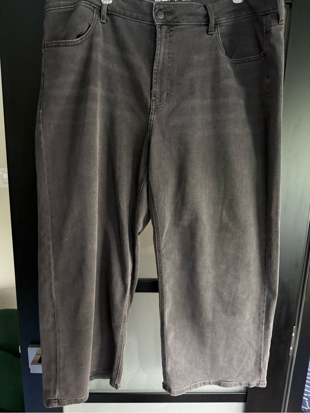 Old Navy Women's WOW wide leg jeans in Washed Black